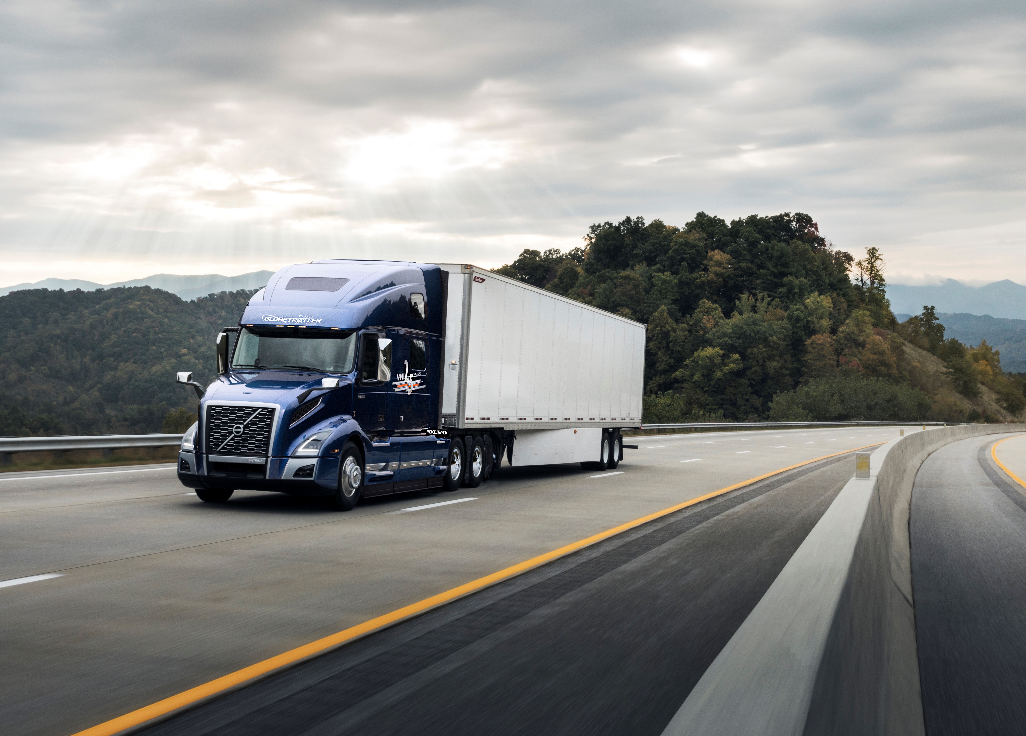 Volvo Trucks Celebrates 25 Years of Setting Industry Standards with